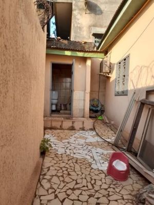 GRANDE VILLA + ANNEXE INDÉPENDANTE Dans Barrière À VENDRE - Image 4