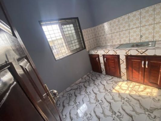 Studio moderne ndobo bonaberi - Image 1