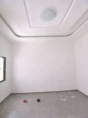 #STUDIOS à  #Sonfonia Africof dans une cour fermée très accessible - Image 2