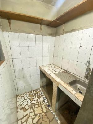 Studio moderne à louer à Mendong derrière le camp( 150f de l’entrée simbok) - Image 4