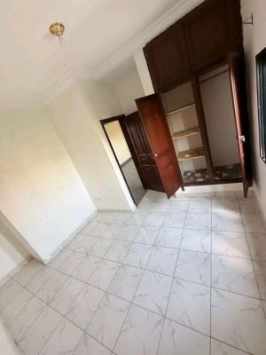 Studio VIP individuel à louer Yaoundé ELEVEUR - Image 4