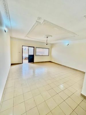 Appartement moderne à louer avec parking - Image 2