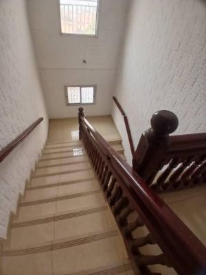 Bel APPARTEMENT de haut game à louer dans le quartier Résidentiel de #Yattaya - Image 4