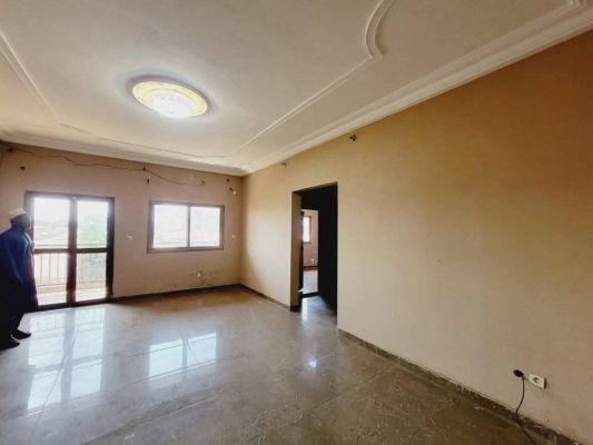 Nous vous proposons #01_Appartement au rez-de-chaussee à louer à #Enta (fassa) dans une cour fermée & accessible. - Image 4