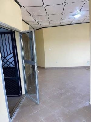 Bels appartements à louer  dans le quartier de Kipé derrière la RTG SOLOPRIMO - Image 4