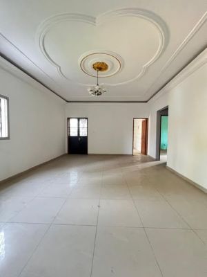 2 Appartements modernes à l'étage au 1er et 2ème niveau à Logpom bassong - Image 1