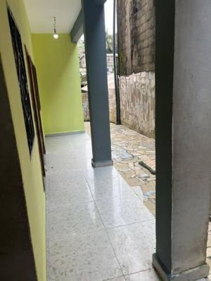 Grand et joli appartement haut standing a louer dans un immeuble derrière l'entrée lycée village - Image 5