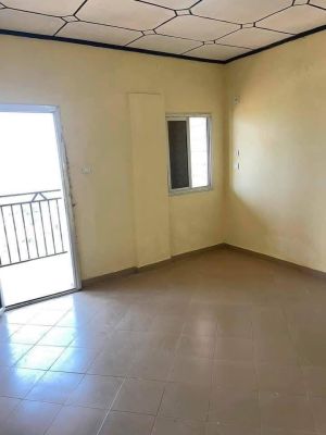 2 bels appartements à louer  dans le quartier de Kipé derrière la RTG SOLOPRIMO un accès impeccable au 2eme étage - Image 2