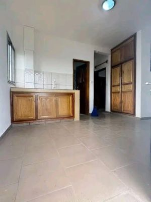 Magnifique chambre moderne à louer à pk19 - Image 2