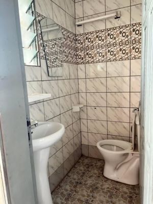 Studio moderne À louer Eneo Prepayé et Forage disponibles - Image 4