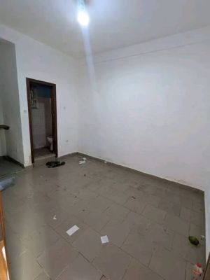 Chambre 3 pièces avec forage dans la barrière - Image 3