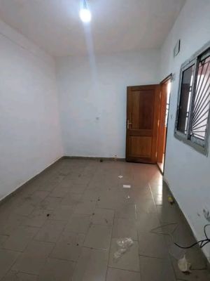 Chambre 3 pièces avec forage dans la barrière - Image 4