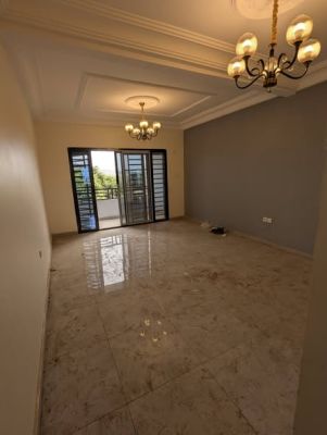 APPARTEMENT Immeuble avec barrière , parking , forage , gardien - Image 4