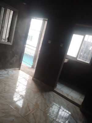 Studio moderne nouvellement construire en finition bordure de route - Image 3