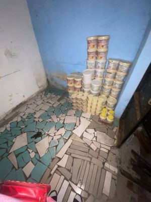 Boutique à louer à bepanda - Image 2