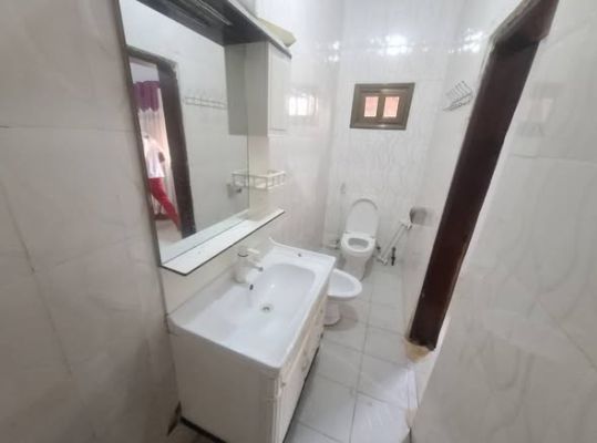 STUDIO en collocation a la #T8 au 1er etage - Image 3