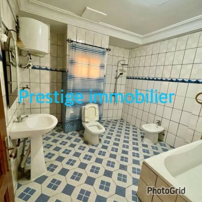 Appartement haut standing à louer à bastos - Image 4