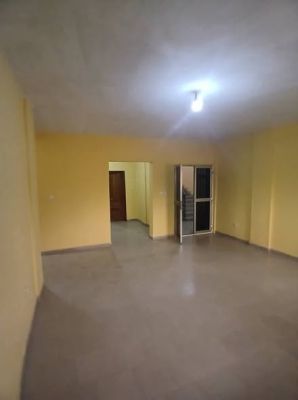 Appartement au 3éme Étage à louer à Sonfonia très accessible - Image 1
