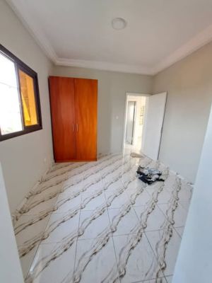 appartement moderne haut standing nouvellement construite à louer à logbessou - Image 1