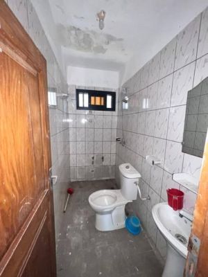 APPARTEMENT MODERNE BON STANDING AU REZ-DE-CHAUSSÉE À LOUER - Image 4