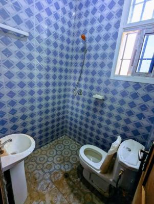 Plusieurs Vastes chambres moderne - Image 5