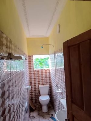 Série de studios modernes entièrement staffes à pk14 face chefferie motongo - Image 3