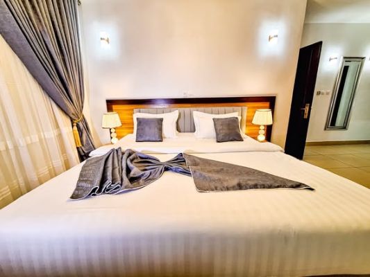 Appartement meublé de luxe disponible pour vos séjours à Douala - Image 4