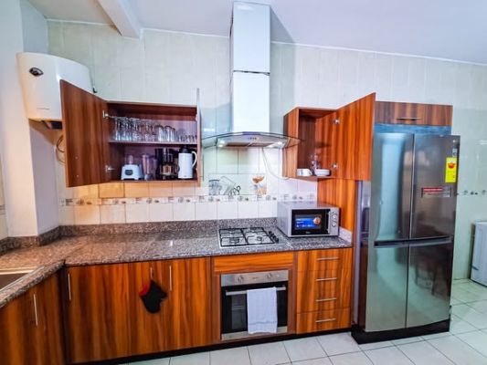 Appartement meublé de luxe disponible pour vos séjours à Douala - Image 5