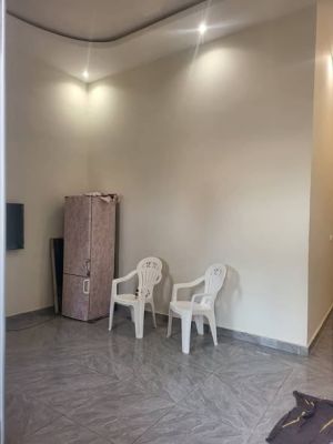 Appartement à nongo 02chambre 02 toilettes cuisine salon ou bordure gourdon - Image 5