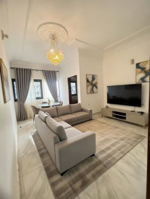 𝗨𝗡 𝗩𝗔𝗜𝗟𝗟𝗔𝗡𝗧 𝗦𝗧𝗨𝗗𝗜𝗢 𝗗𝗘 𝟲𝟱.𝟬𝟬𝟬 𝗔̀ 𝗬𝗔𝗦𝗦𝗔 - Image 1