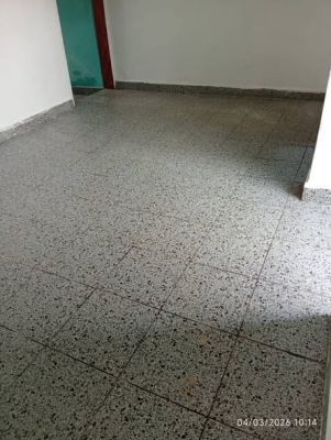 Studio moderne PK9 à 100m du goudron, carrelé, propre - Image 5