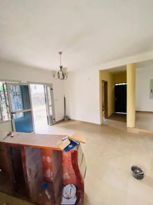 Magnifique appartement style cadre personnel à louer à Logbessou nickel oil - Image 4