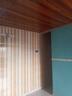 Magnifique chambre climatisée douche placard véranda situé net sur la route en pavés à kotto Baden-Baden - Image 2