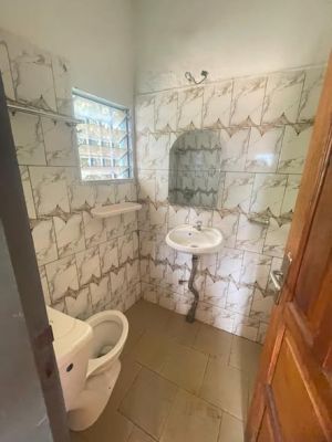 Studio moderne à louer à biyem assi jouvence - Image 5