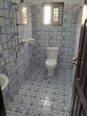 Modern studio 60,000frs Newly constructed for rent in Bonaberi Petrolex not far from the main road in a Gate. - Image 3