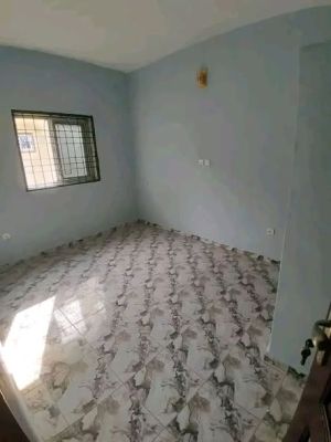 Modern studio 60,000frs Newly constructed for rent in Bonaberi Petrolex not far from the main road in a Gate. - Image 4