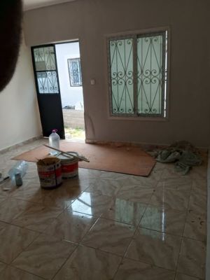 Studio moderne à nyalla nkolbong sur l'axe du stade japoma à 20m du goudron - Image 1