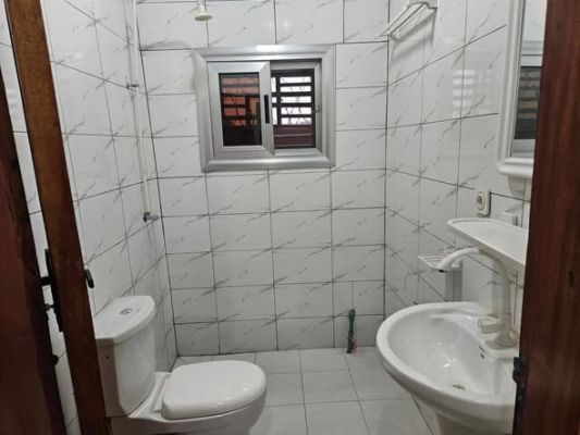 un  appartement  à LOUER dans le quartier Coyah somayah - Image 4