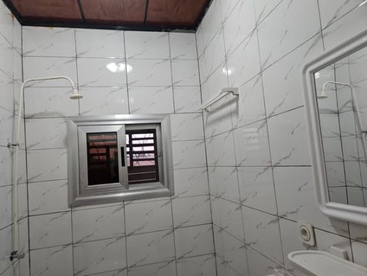 un  appartement  à LOUER dans le quartier Coyah somayah - Image 5