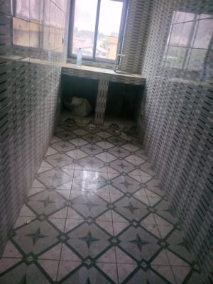 Studio moderne à louer à Douala au quartier log baba saint thomas dans un immeuble situé au 3 eme niveau - Image 4