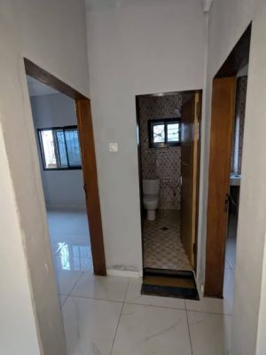 NKOLFOULOU  STUDIO MODERNE À LOUER À 60milles 4+2mois - Image 5