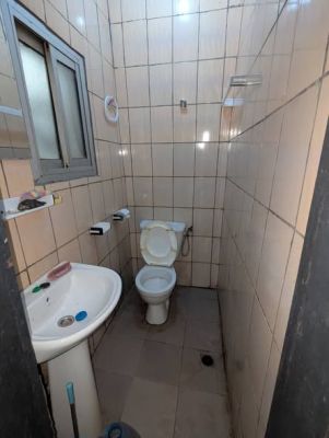 Studio moderne à louer à Obobogo accès à pied - Image 5