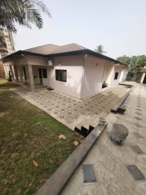 Villa à louer dans le quartier résidentiel de kipé très accessible - Image 2