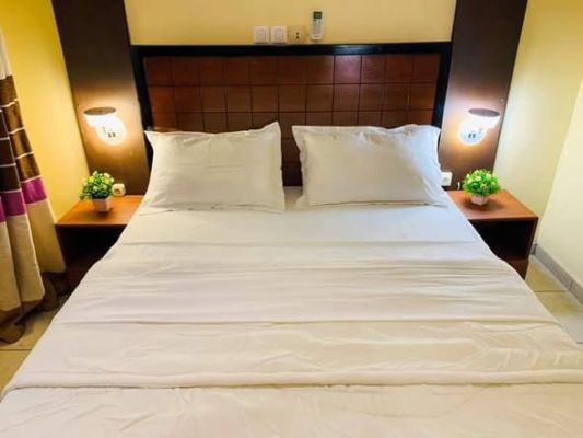 02 studios meublés haut standing au rez-de-chaussée d'un immeuble à Etoug-Ebé Yaoundé Cameroun pour vos séjours, vaca... - Image 5