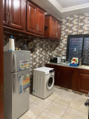 Appartement meublé situé à Odza borne 10 Yaoundé Cameroun  pour vos séjours, vacances et lunes miels dans un immeuble... - Image 5