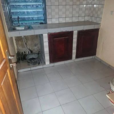 Appartement moderne 3chambres cadre individuel À louer à pk10 genie dans la barrière - Image 2