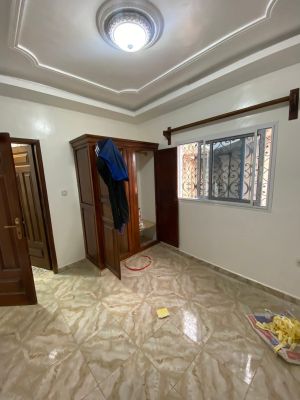 Aparament moderne nouvellement construire à Yaoundé - Image 4