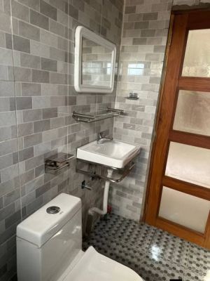 #5.000.000 GNF pour la #𝗟𝗼𝗰𝗮𝘁𝗶𝗼𝗻 𝗗’𝘂𝗻 luxueux #𝗮𝗽𝗽𝗮𝗿𝘁𝗲𝗺𝗲𝗻𝘁 𝗰𝗹𝗶𝗺𝗮𝘁𝗶𝘀é à #LAMBANDJI - Image 3