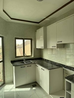 #5.000.000 GNF pour la #𝗟𝗼𝗰𝗮𝘁𝗶𝗼𝗻 𝗗’𝘂𝗻 luxueux #𝗮𝗽𝗽𝗮𝗿𝘁𝗲𝗺𝗲𝗻𝘁 𝗰𝗹𝗶𝗺𝗮𝘁𝗶𝘀é à #LAMBANDJI - Image 4