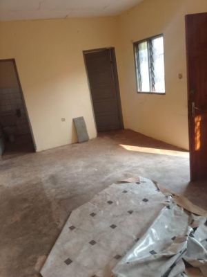 Appartement moderne 2 chambres, salon, cuisine, 1 douche balcon personnel 50000 avance 4 mois Titi garage f... - Image 3